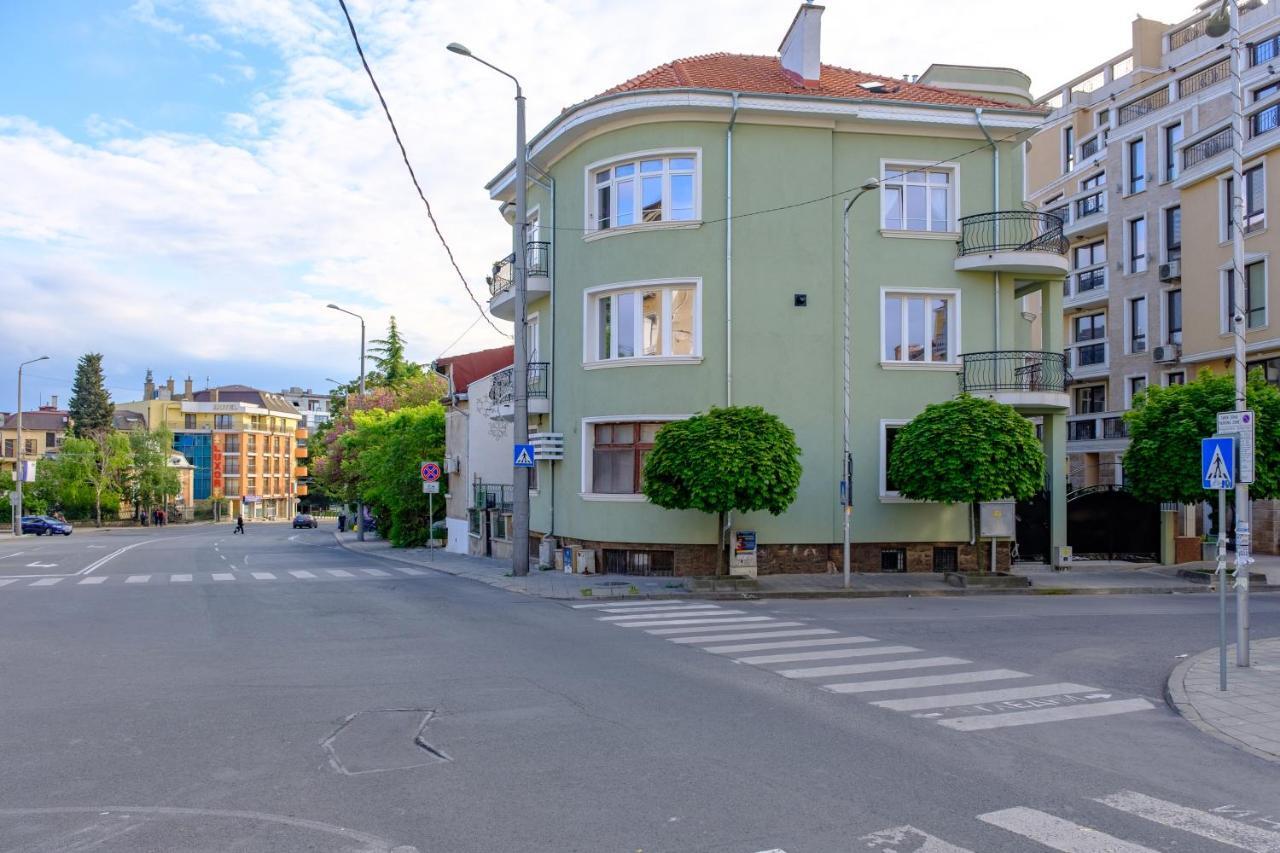 The Olive Green House Burgas Exterior foto